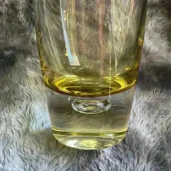 Beautiful Tall Yellow color Glass  Vase - Picture 4 of 16